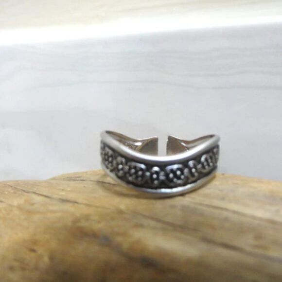 silver adjustable costume ring sz 5-6 - Picture 2 of 3